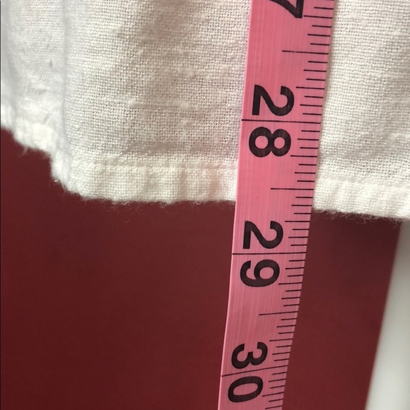 Very versatile white nubby cotton halter top - Picture 4 of 4